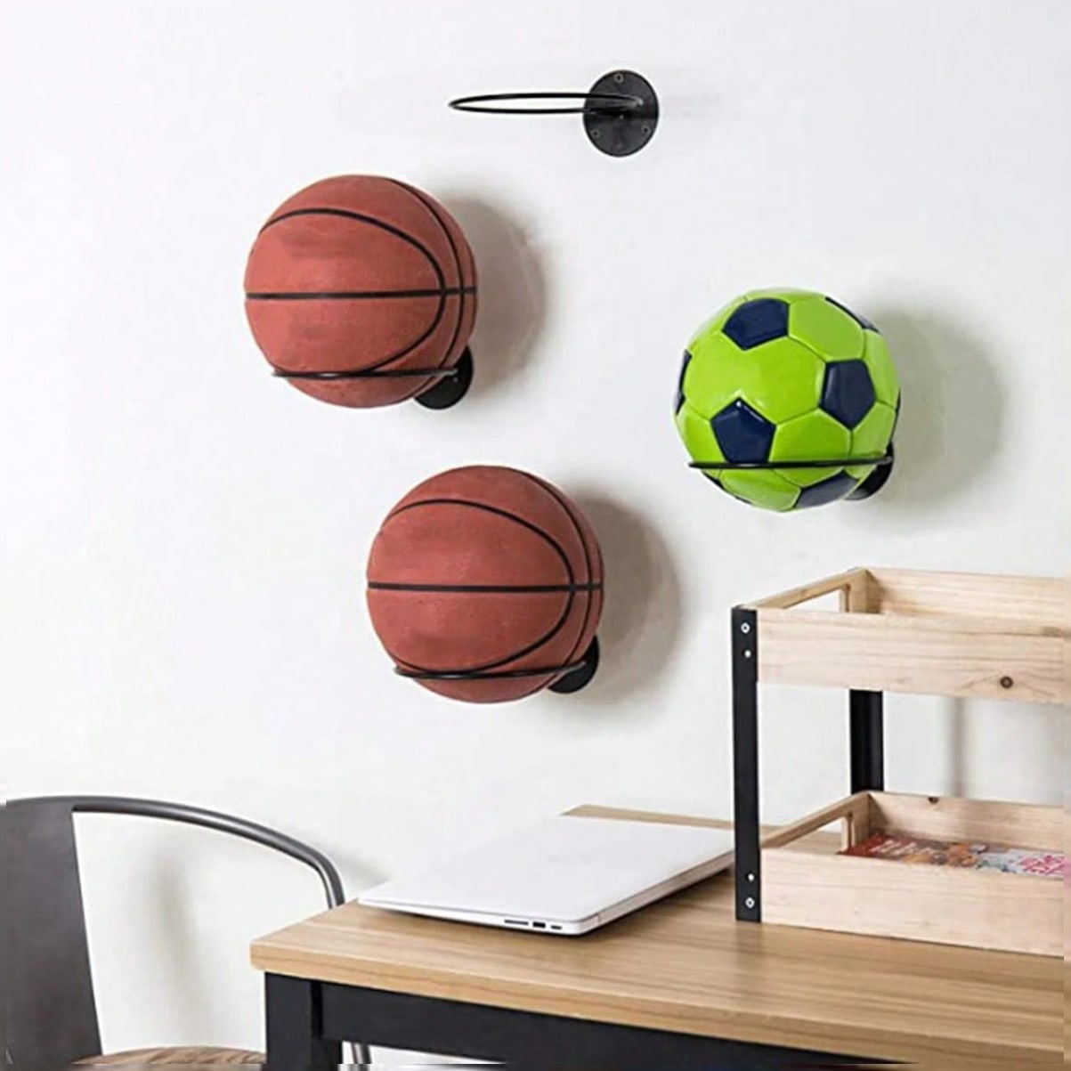 Space Saving Wall Mounted Bask - đánh giá và giá Badminton Zone